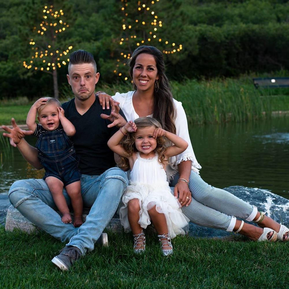 Meet your Posher, Hallie